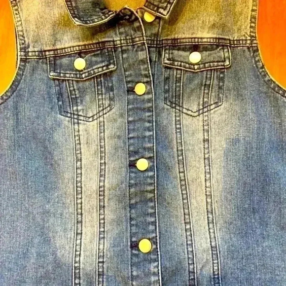 Allegra K Denim Vest - Size Small -  NWOT! - Picture 5 of 8